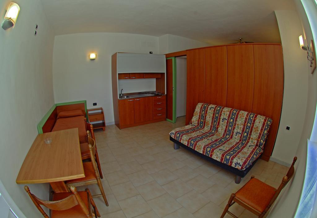 Hotel Villaggio Club Altalia Residence Brancaleone Cameră foto